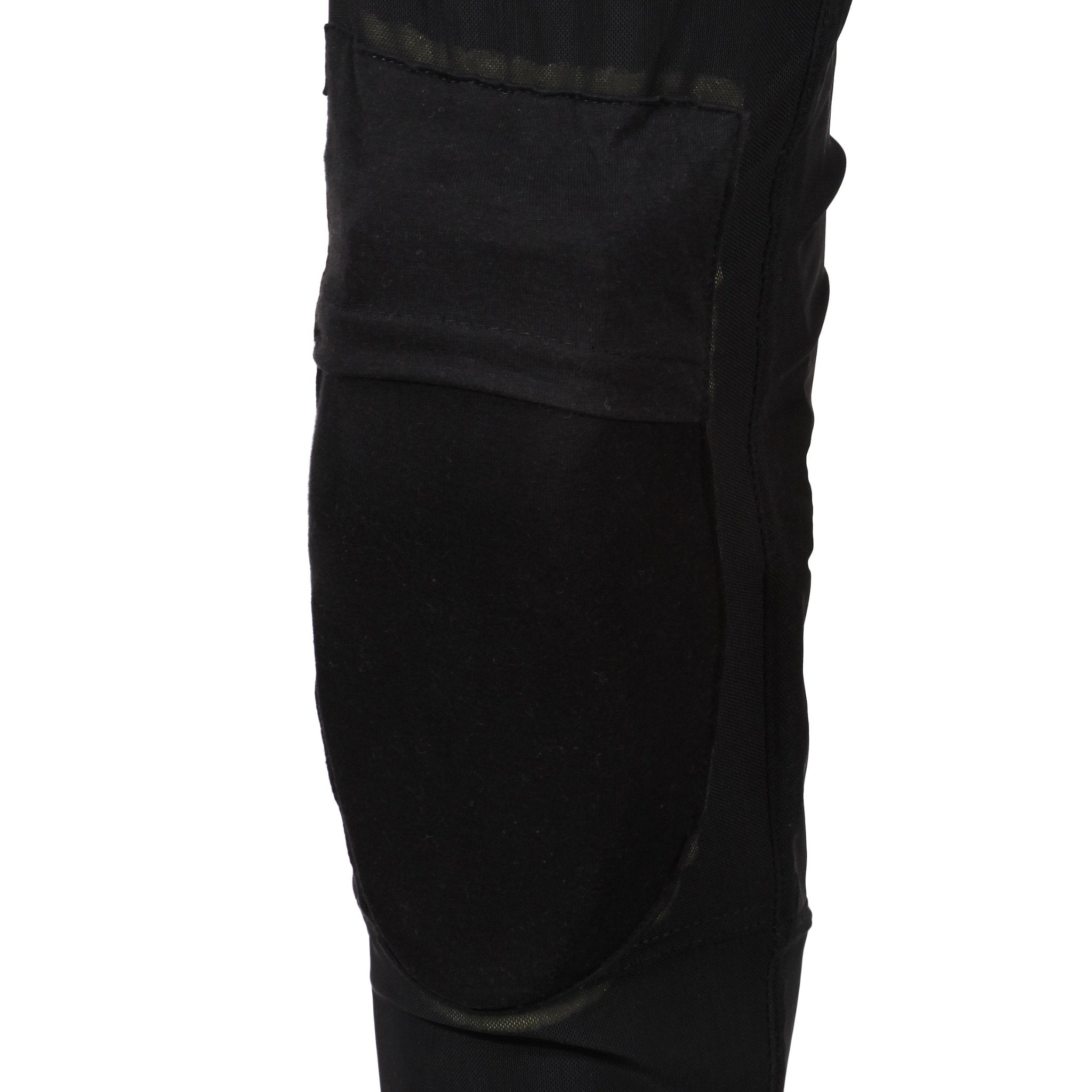 The protector knee pocket of the MotoGirl Sherrie black motorcycle leggings