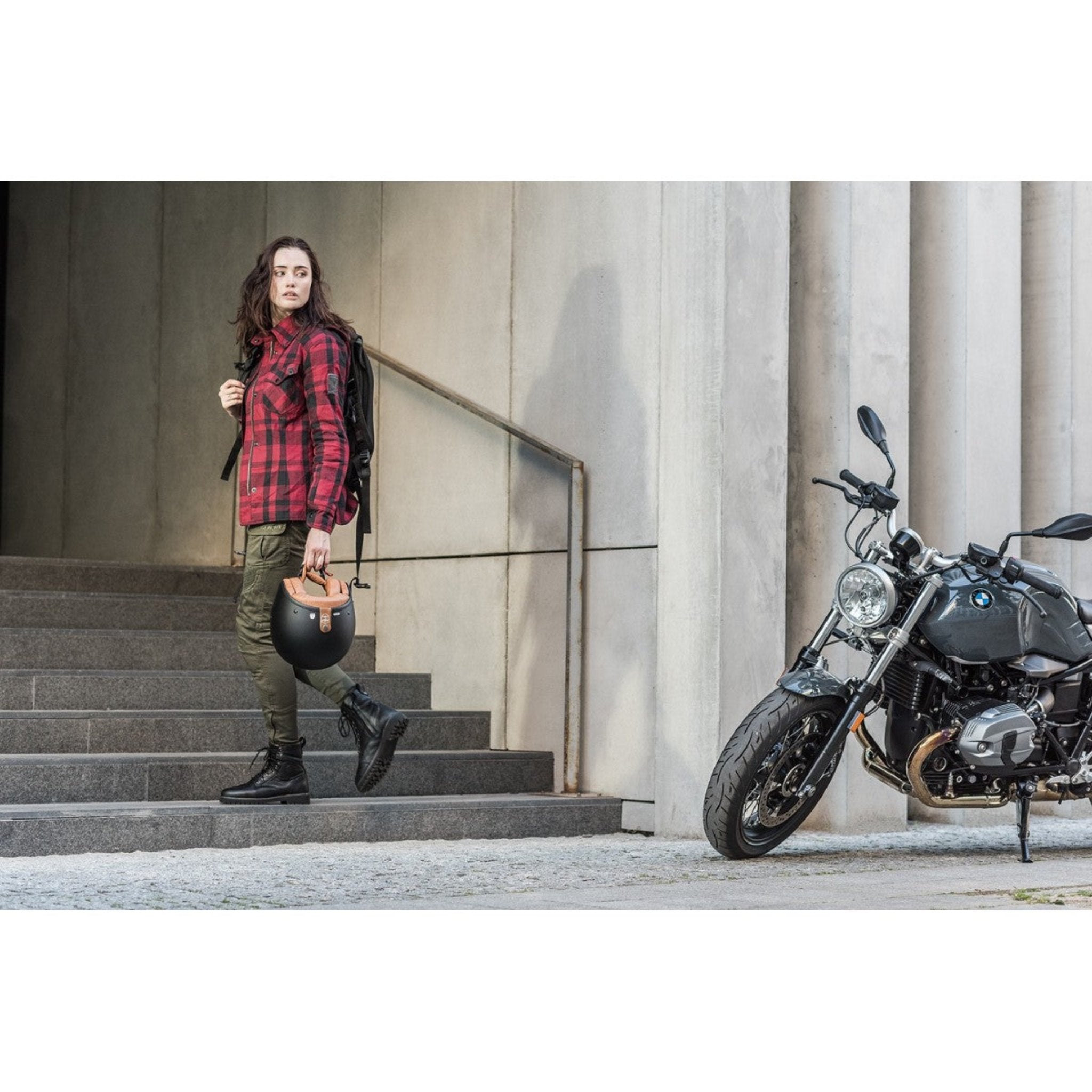 Black women's motorcycle boots sale